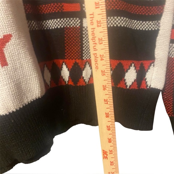 NBA Chicago Bulls Knit Sweater Red Black White Crewneck Pullover Medium - Picture 9 of 11